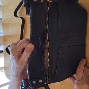 Ladies crossbody leather handbag